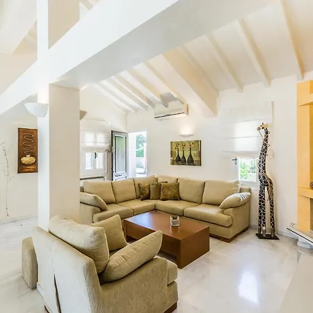 Anna Maria - 3 Bedroom, Private Pool فيلة